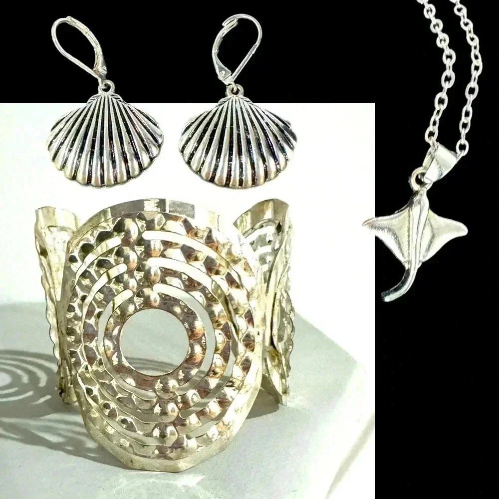 Lot Of 3 Silver Tone Jewelry Pieces Coastal Chic Style Necklace Bangle Earrings